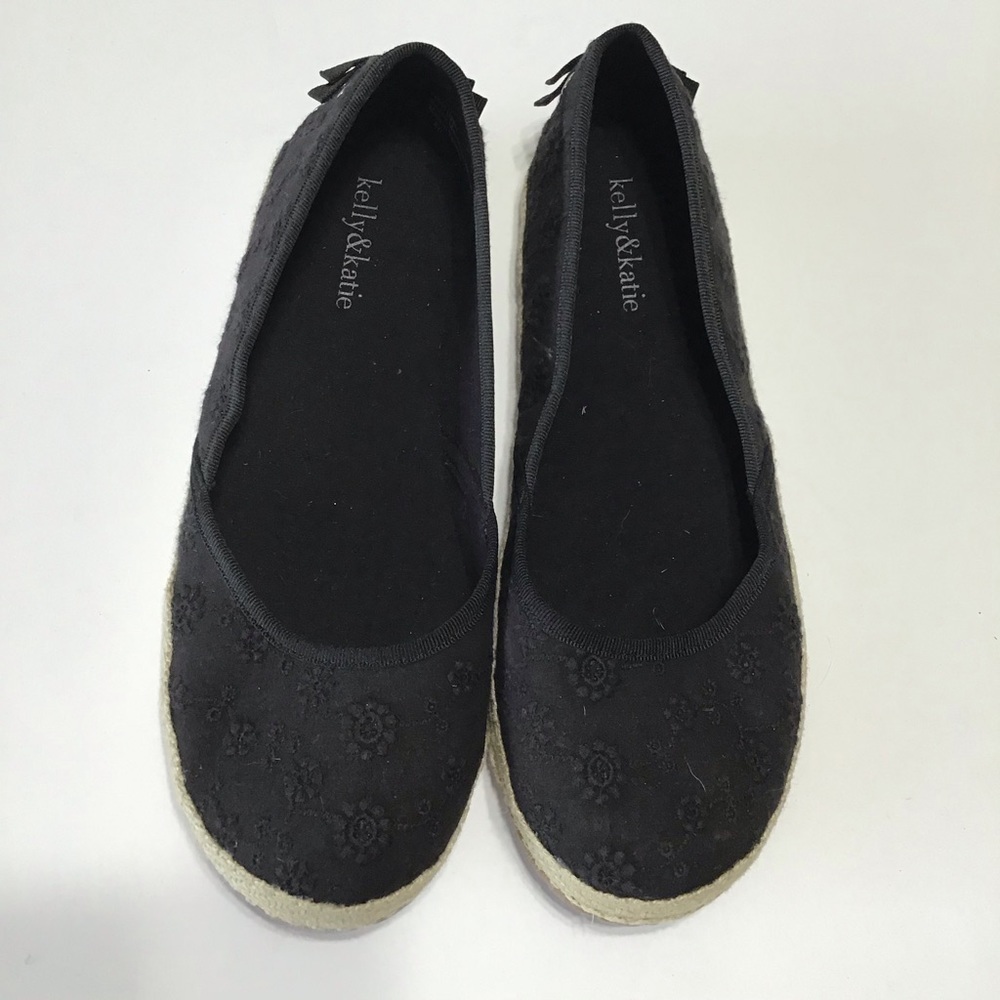 Kelly & Katie black flat espadrille 8.5